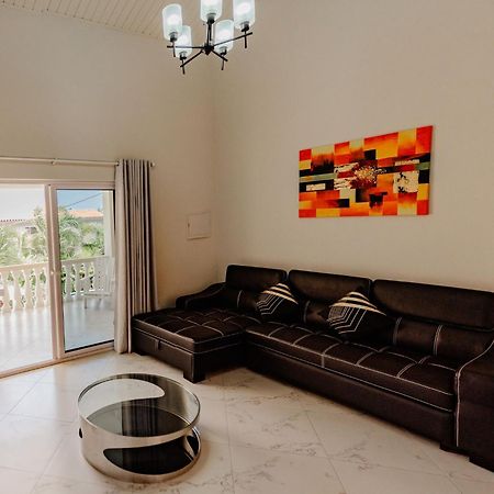 Gorgeous 2-Bedroom Apartment 2 Km From Eagle Beach Palm Beach Luaran gambar