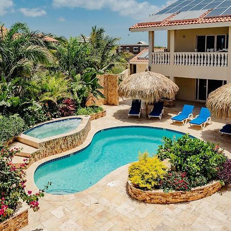 Gorgeous 2-Bedroom Apartment 2 Km From Eagle Beach Palm Beach Luaran gambar