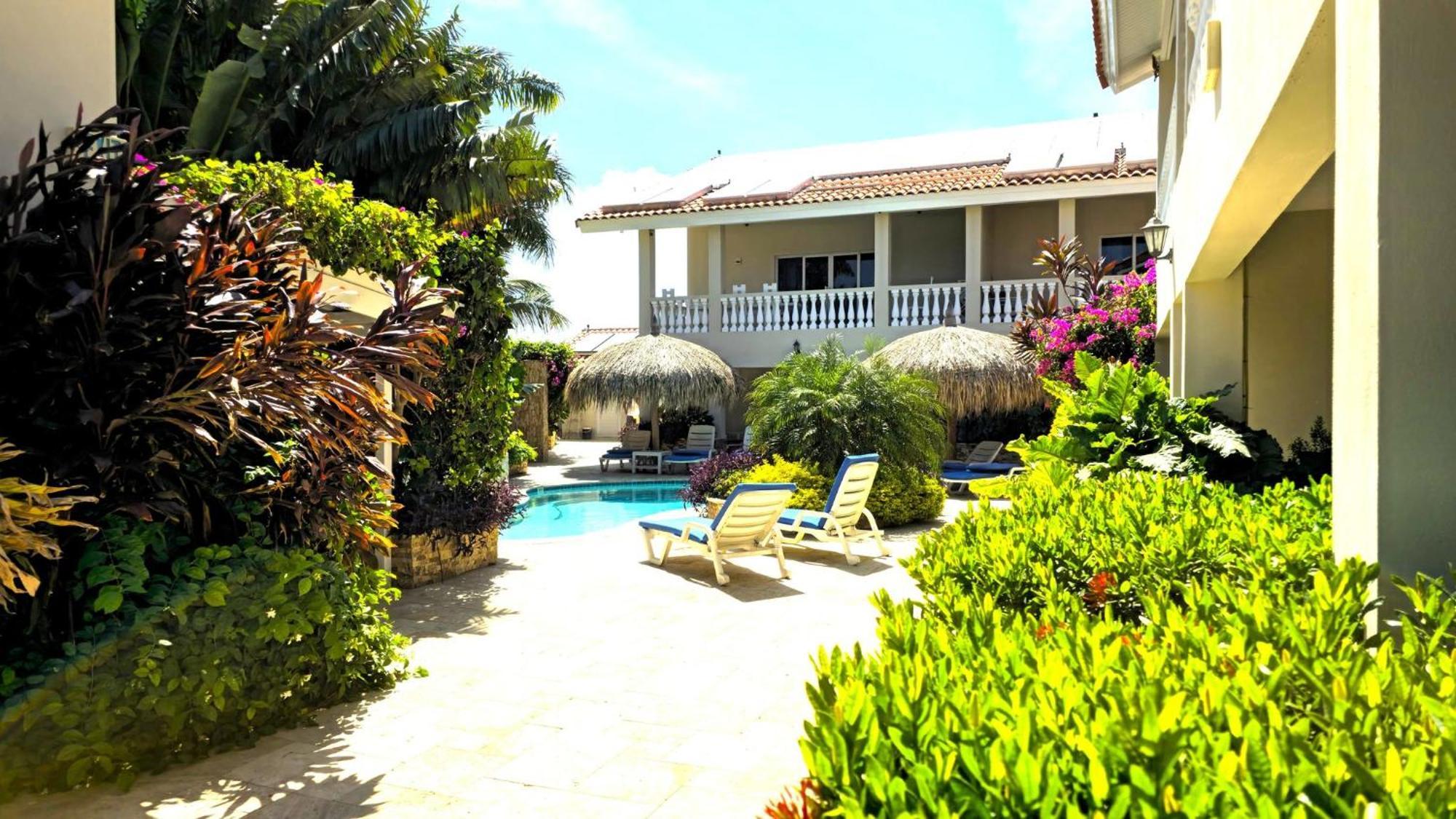 Gorgeous 2-Bedroom Apartment 2 Km From Eagle Beach Palm Beach Luaran gambar